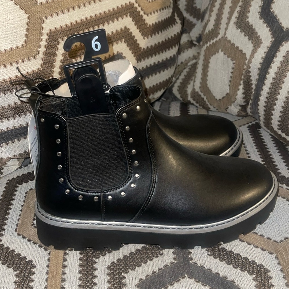 Chelsea Boots